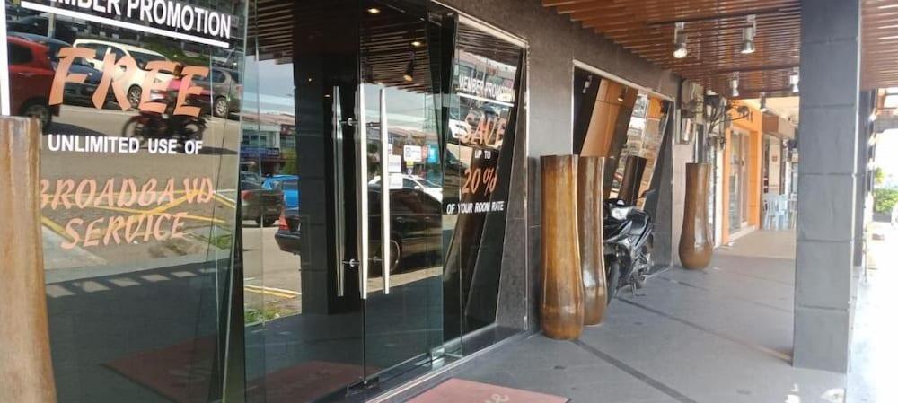 T Hotel Johor Bahru Skudai Dış mekan fotoğraf
