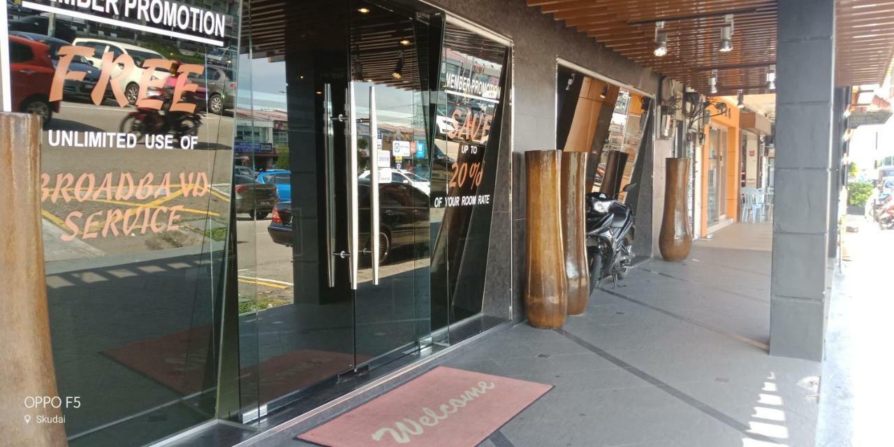 T Hotel Johor Bahru Skudai Dış mekan fotoğraf